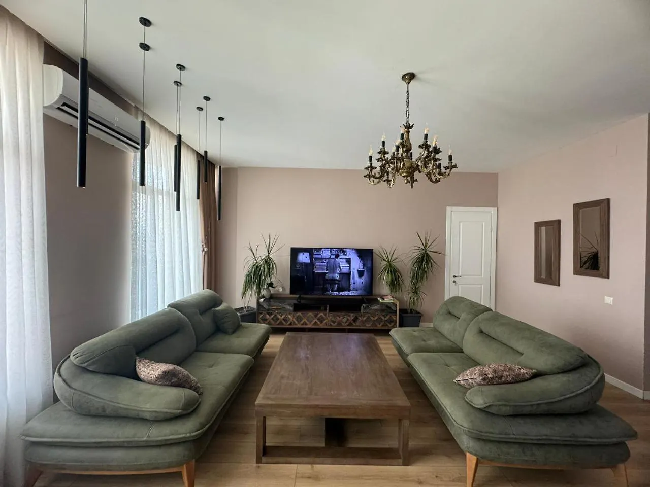 Дом Нины Apartment Batumi