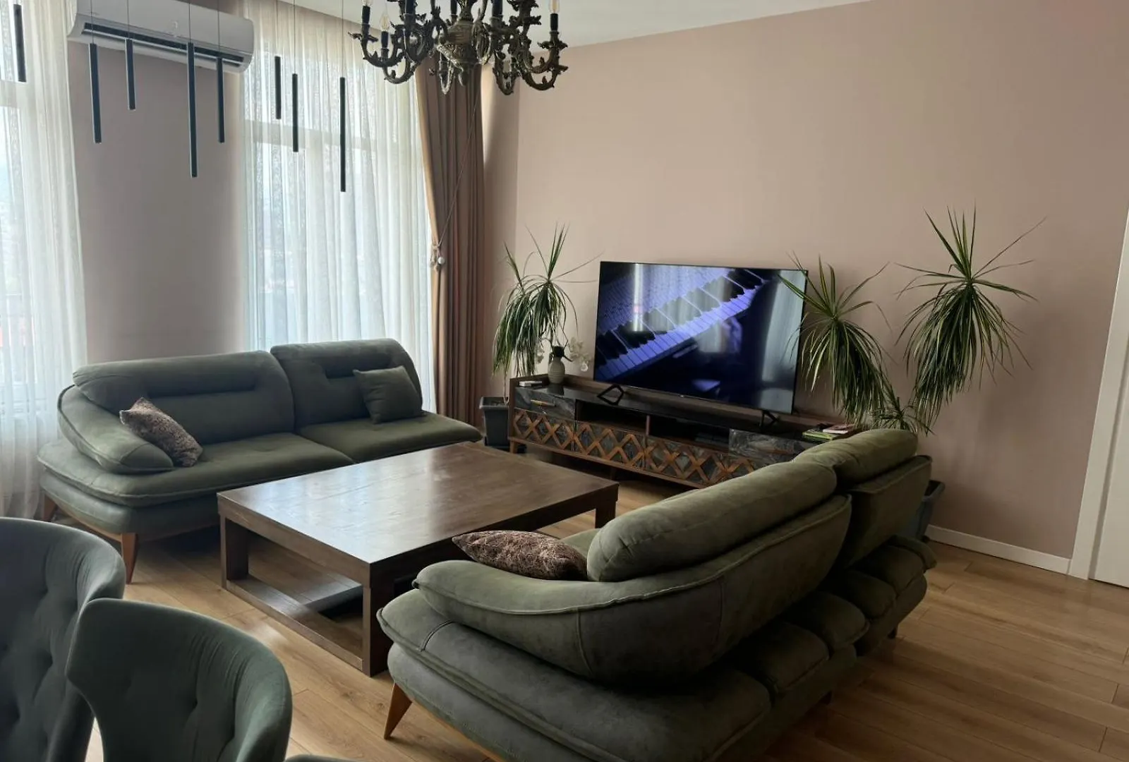 Дом Нины Apartment Batumi